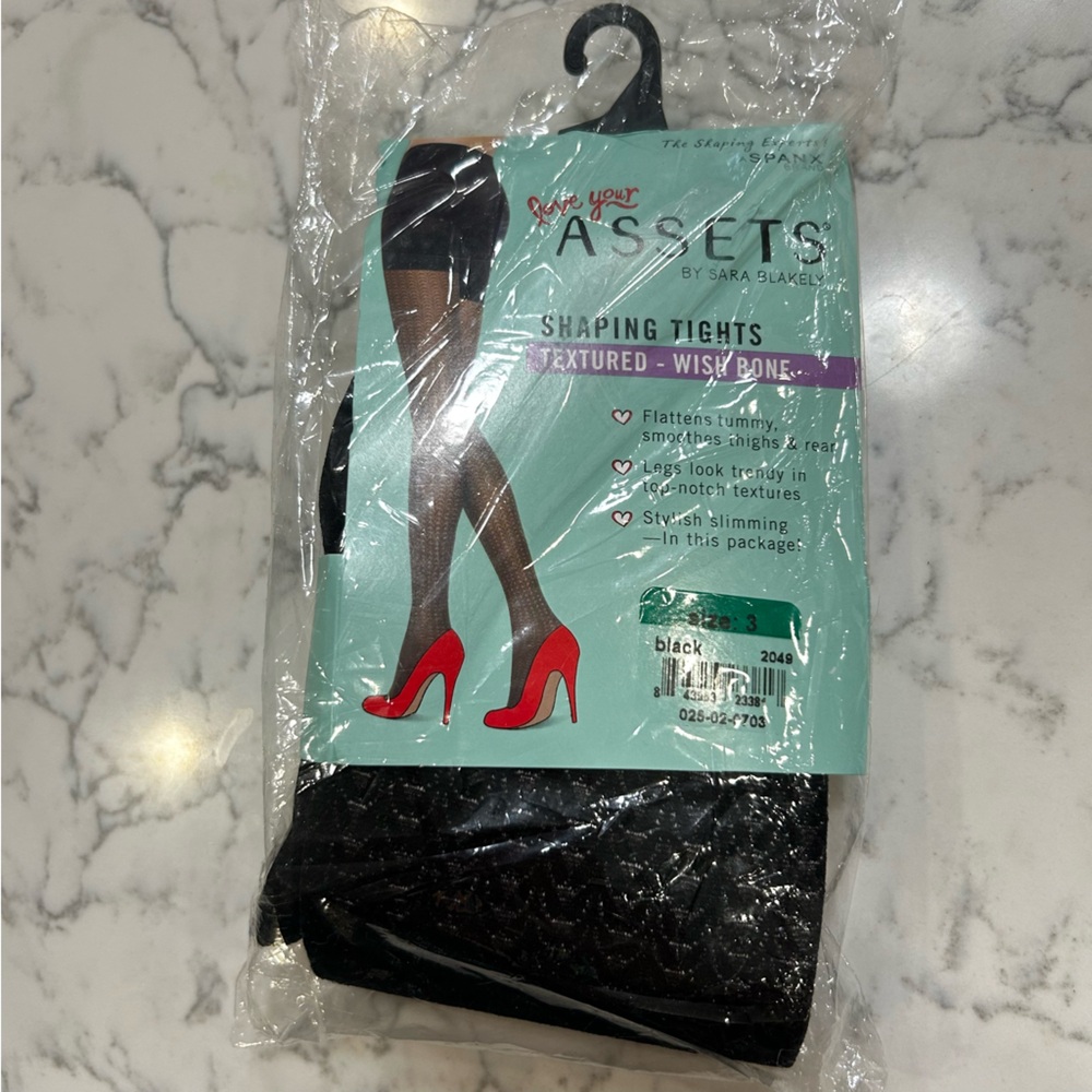 NWT Assets by Spanx Black Shaping Tights Textured Wish Bone Size 3